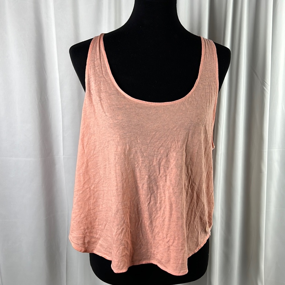 NWT Wilfox HIKER TANK (PEONY)